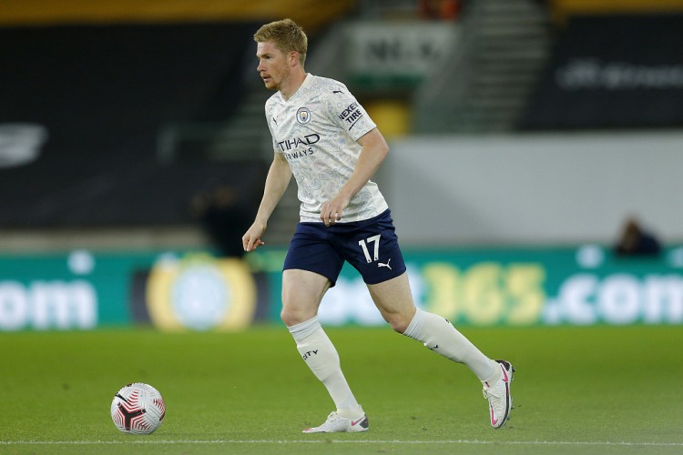 绿帽哥：皇马对阿诺德的表现极为不满，32万欧周薪却频受伤