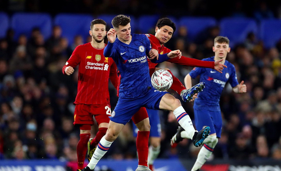 欧冠：巴黎2-1战胜曼联