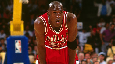 博努奇：小基耶萨可能踢附加赛；球员明白穿意大利球衣的责任