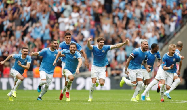 博主：申花在与日职联银靴拉唐谈判，国安有意铁人前锋姆本扎